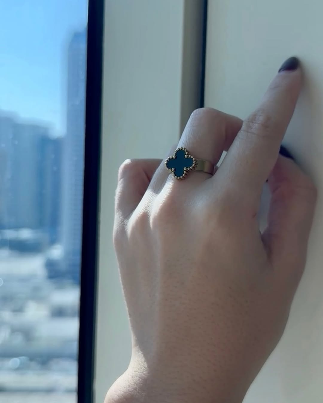 BLCK Clover Ring